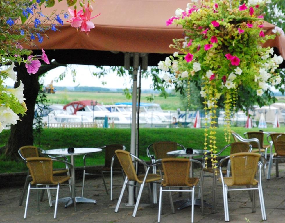 Bed and Breakfast The Lazy Otter Stretham Exteriér fotografie